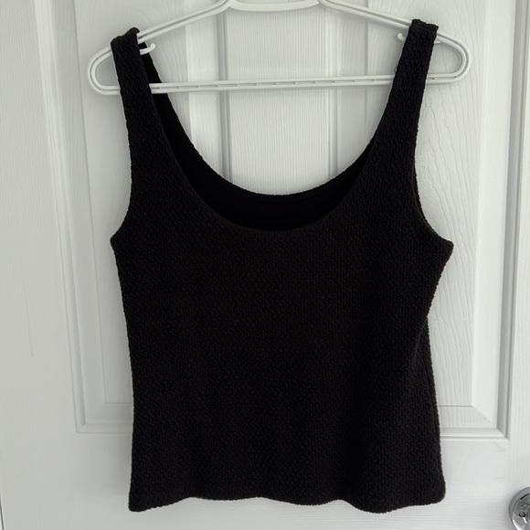Club Monaco medium black sleeveless top - Picture 2 of 5